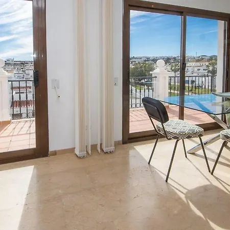 Marina Real 433 Apartment